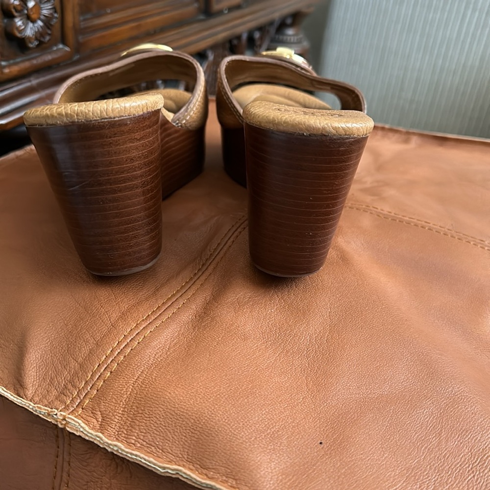 Tory Burch wedges platform - Picture 3 of 4
